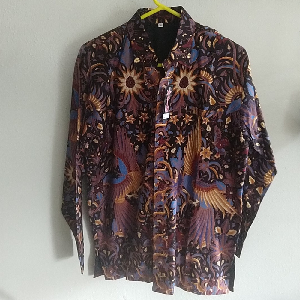 Men's Batik print buttown-down